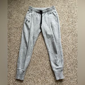 Under Armour womens  sweatpants